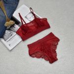 Conjunto De Lingerie Top Bralette Em Tule E Renda