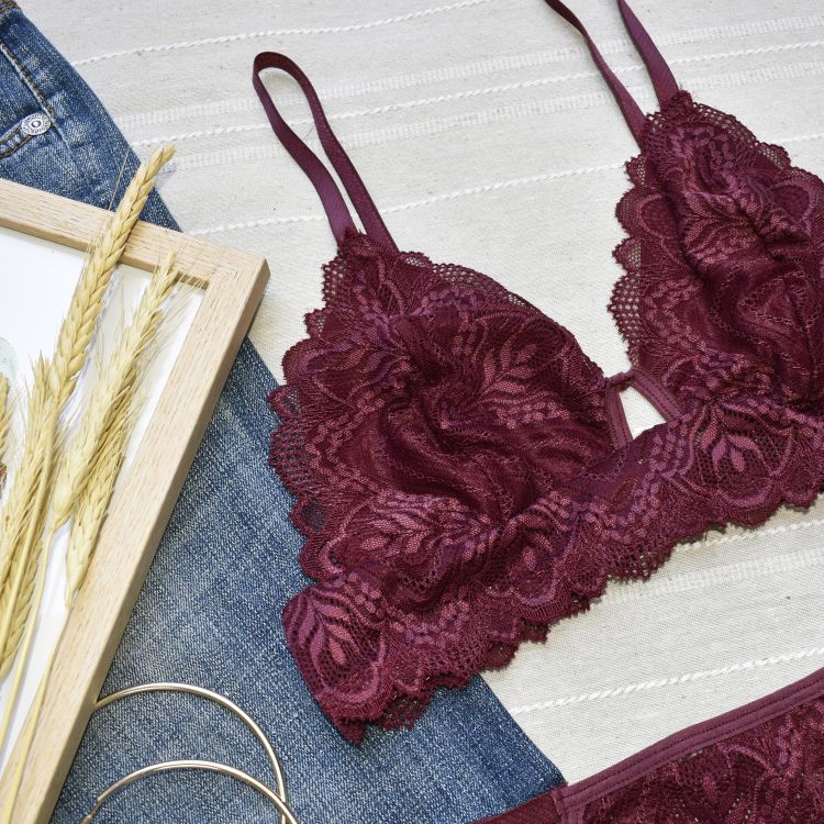 Conjunto De Lingerie Sem Bojo Bralette Luxo Em Renda