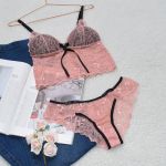 Conjunto De Lingerie Cropped De Renda Clube Ntima