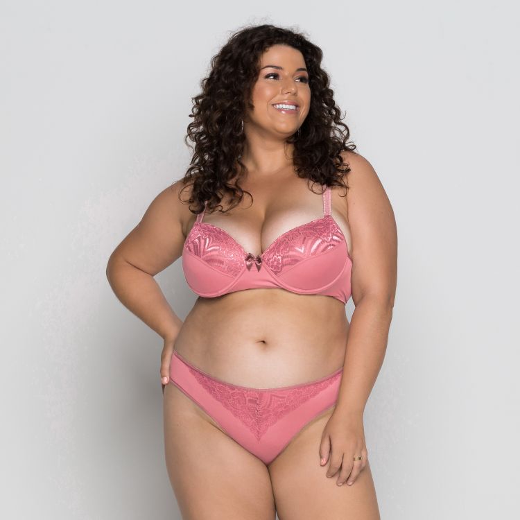Conjunto Plus Size Microfibra Detalhe Renda