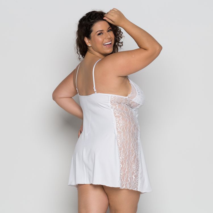 Camisola Plus Size Microfibra e Detalhes Renda