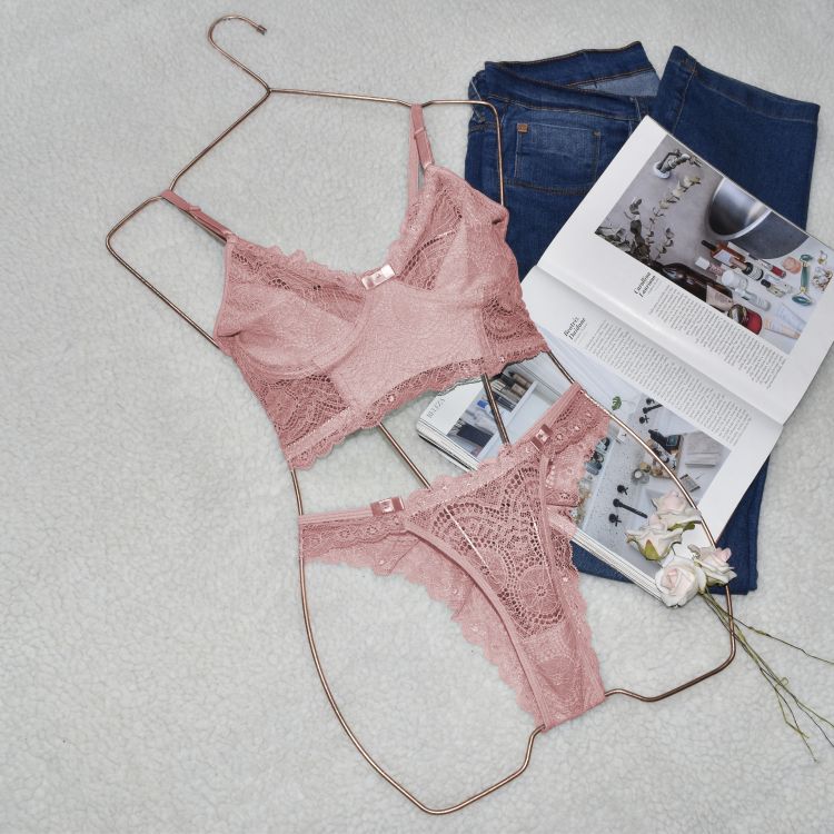 Conjunto de Lingerie Sem Bojo Com Aro Renda Luxo