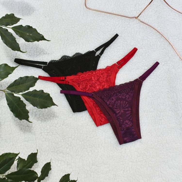 Kit 03 Calcinhas String Renda