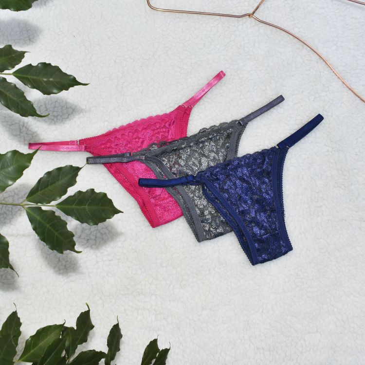Kit 03 Calcinhas String Renda