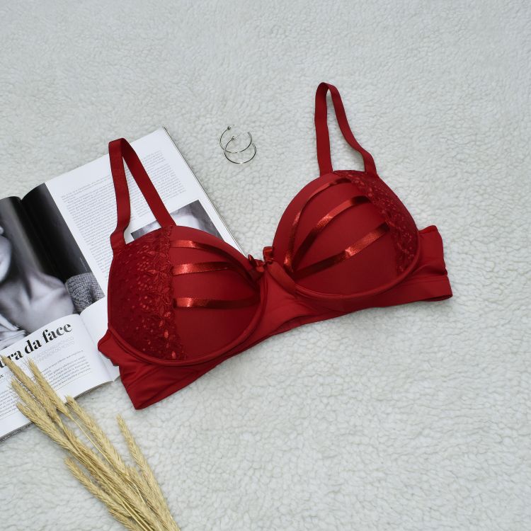 Soutien Plus Size Bordado Fitas