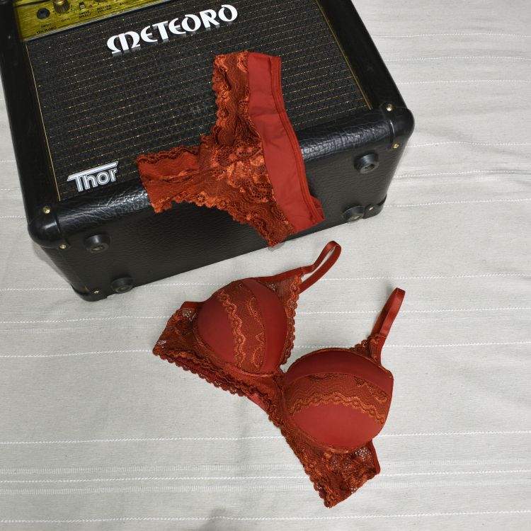 Conjunto Detalhes Renda
